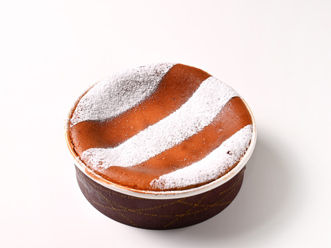 【あまおう使用】いちごのベイクドチーズケーキ（13センチ）