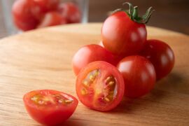手が止まらない！☆子供のおやつに大人気☆超濃厚ミニトマト　900g　出汁推し実