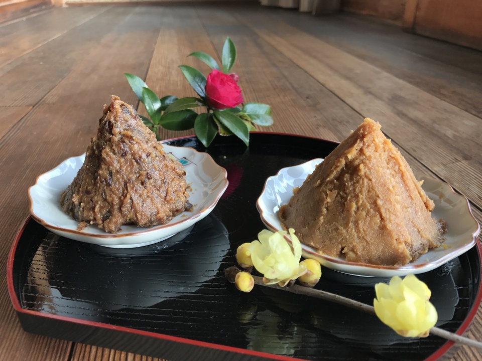 【食べ比べ】腸活だっ！2年熟成味噌　農家の黒豆みそ ブラック・ホワイト750ｇ 各1個セット